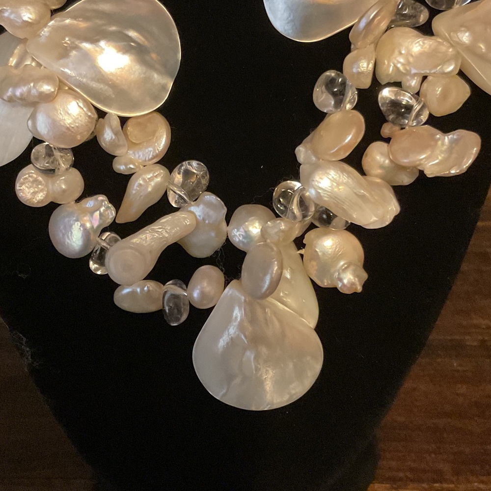 Freshwater Pearl, Mother of Pearl and Quartz Necklace - Picture 3 of 5